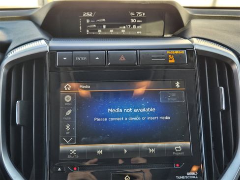 Used 2022 Subaru Ascent Limited w/ Technology Package image 15