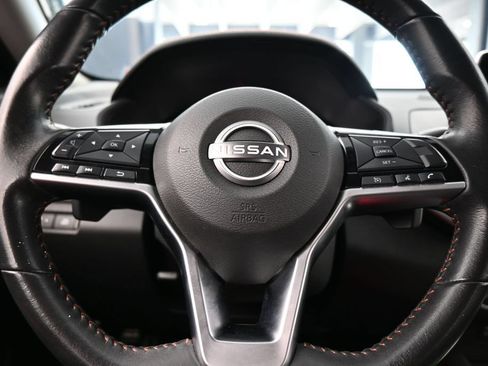 Used 2024 Nissan Altima 2.5 SR FWD image 25