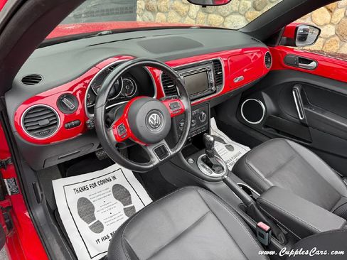 Used 2014 Volkswagen Beetle 1.8T FWD image 5