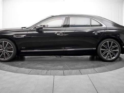 New 2026 Bentley Flying Spur Plug-In Hybrid image 6