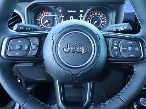 New 2025 Jeep Gladiator Sport image 3