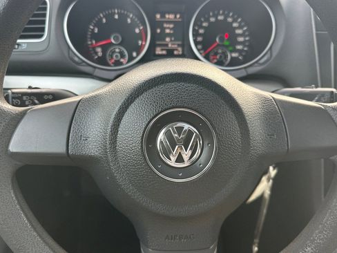 Used 2012 Volkswagen Golf 4-Door image 19