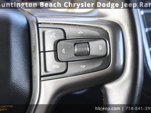 Used 2024 Chevrolet Suburban RST w/ Luxury Package image 17