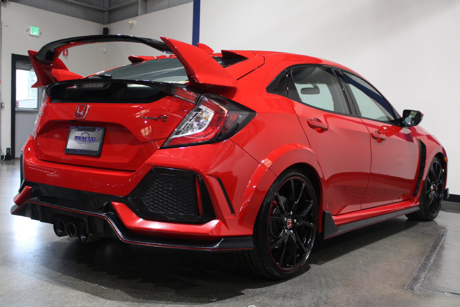 Used 2018 Honda Civic Type R image 13