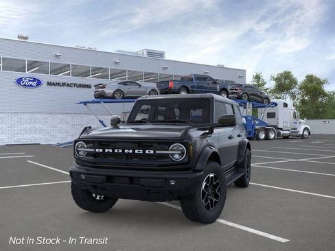 New 2026 Ford Bronco Outer Banks AWD/4WD image 2