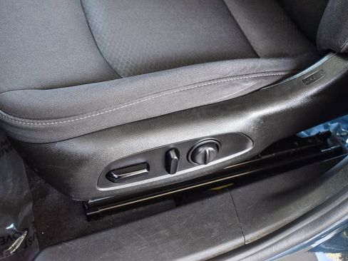 Used 2021 Chevrolet Malibu LT image 21