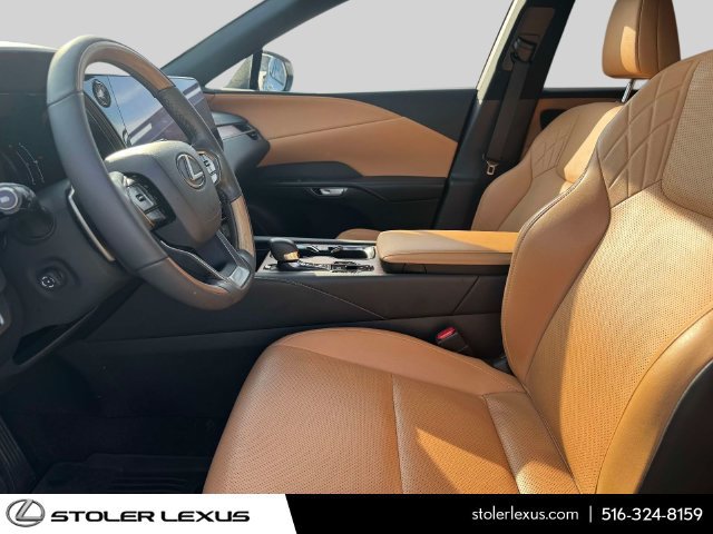 Used 2023 Lexus RX 350 Premium w/ Accessory Package AWD/4WD image 20