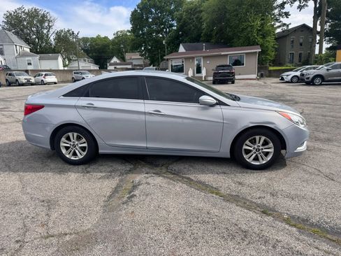 Used 2013 Hyundai Sonata GLS FWD image 4
