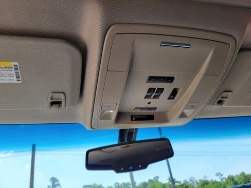 Used 2014 GMC Sierra 1500 Denali RWD image 20