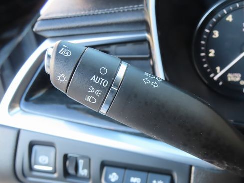 Used 2023 Cadillac XT5 Premium Luxury w/ Technology Package image 24