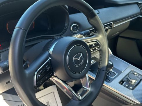 Used 2025 MAZDA CX-70 Plug-In Hybrid w/ Premium Pkg image 34