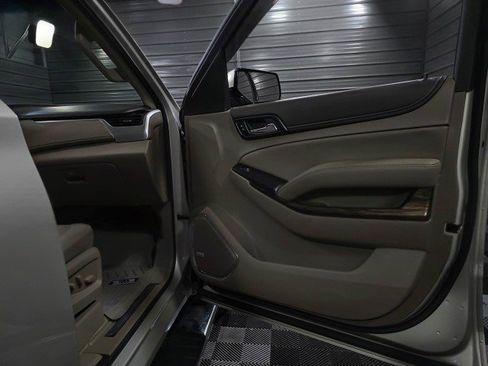 Used 2017 GMC Yukon XL SLT w/ Open Road Package image 37