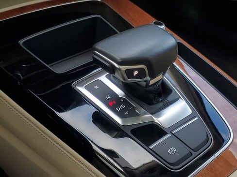 Used 2023 Audi Q5 2.0T Premium Plus image 29