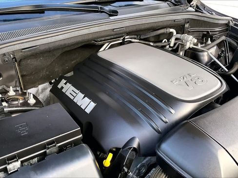 Used 2019 Dodge Durango R/T RWD image 32