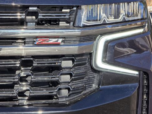 Used 2021 Chevrolet Tahoe Z71 w/ Luxury Package image 3