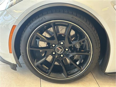 Used 2019 Chevrolet Corvette Grand Sport image 9