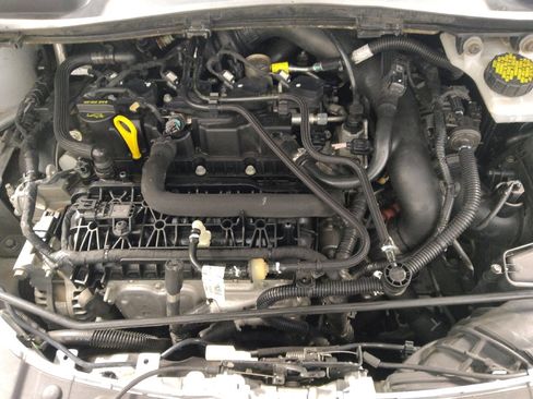 Used 2017 Ford Escape SE image 30