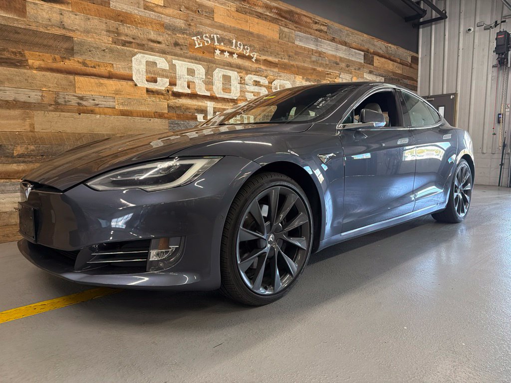 Used 2020 Tesla Model S Long Range Plus AWD/4WD image 2
