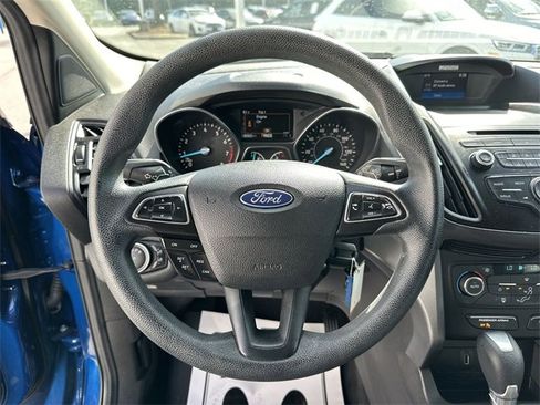 Used 2017 Ford Escape SE image 14