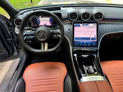 Used 2024 Mercedes-Benz C 300 Sedan image 31