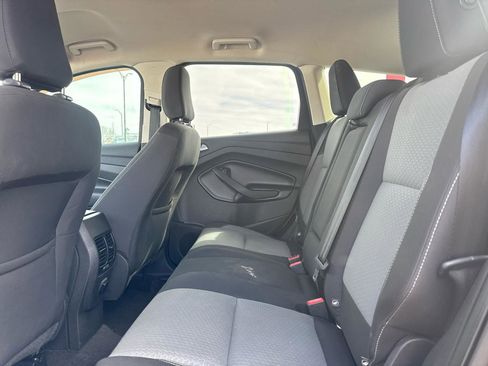 Used 2019 Ford Escape SE image 25