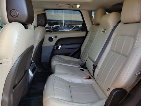 Used 2019 Land Rover Range Rover Sport HSE image 16