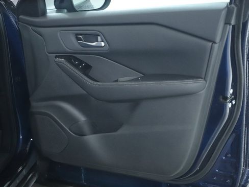 Certified 2026 Nissan Rogue SV image 33