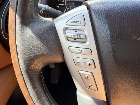 Used 2016 INFINITI QX80 4WD w/ Signature Edition Package image 26