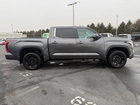 Used 2022 Toyota Tundra Limited w/ TRD Off-Road Package image 8