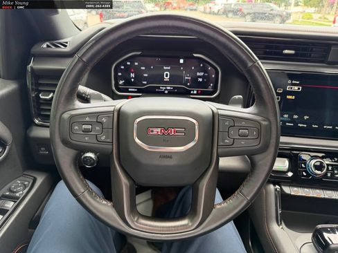 Used 2022 GMC Sierra 1500 AT4 w/ AT4 Premium Package AWD/4WD image 21