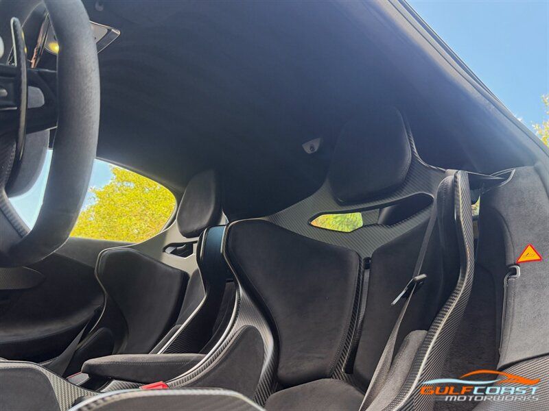 Used 2019 McLaren 600LT RWD image 23