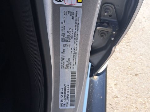 Certified 2022 RAM 1500 Big Horn image 35