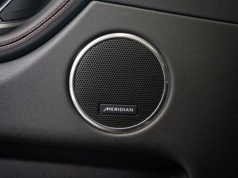 Used 2023 Land Rover Discovery Sport SE R-Dynamic image 21