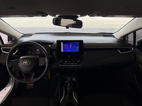 Used 2024 Toyota Corolla LE image 25