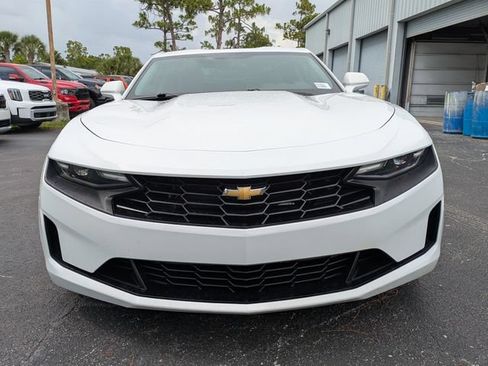 Used 2023 Chevrolet Camaro LT RWD image 7