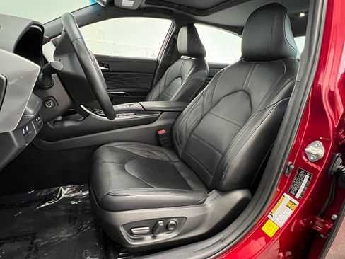 Used 2021 Toyota Avalon Limited w/ Advanced Safety Package FWD image 8