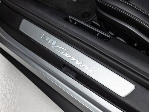 Used 2020 Porsche 911 Carrera image 24
