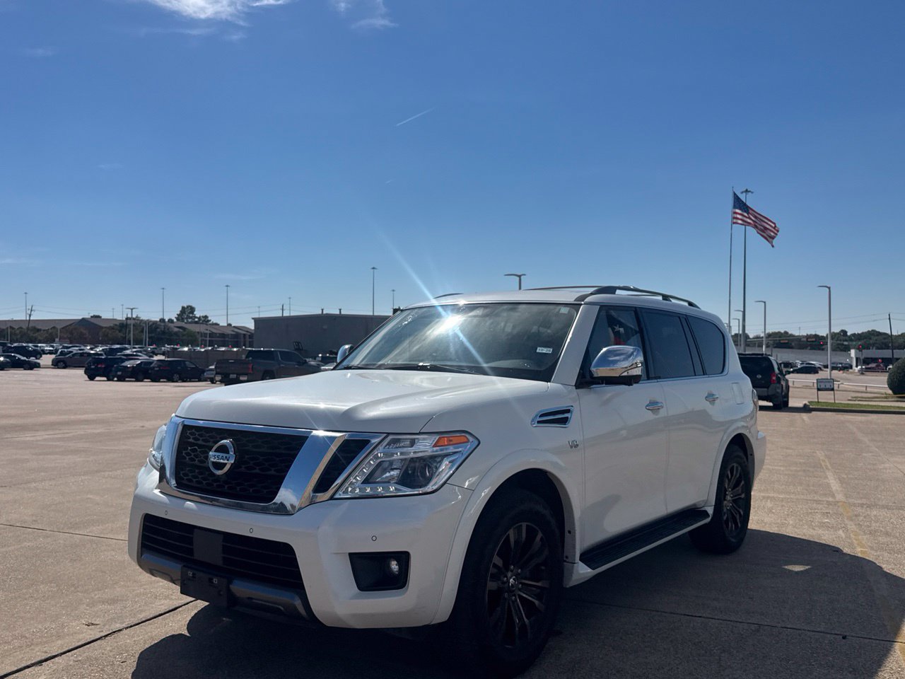 Used 2019 Nissan Armada Platinum w/ Captain's Chairs Package RWD image 10