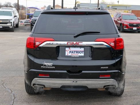 Used 2019 GMC Acadia Denali w/ Technology Package image 4