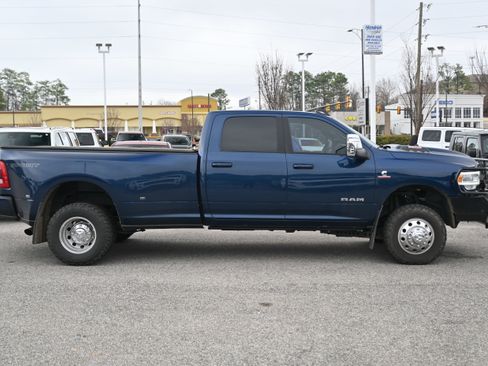 Used 2024 RAM 3500 Laramie w/ Sport Appearance Package image 16