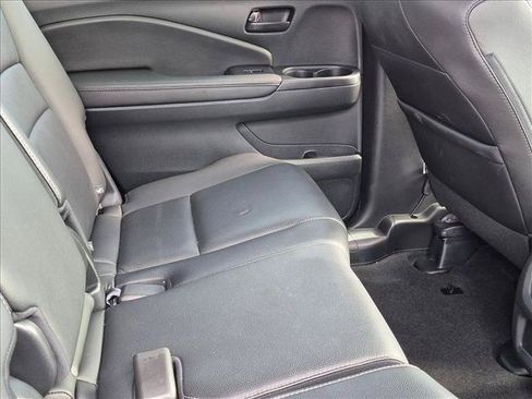 Used 2023 Honda Passport EX-L image 18