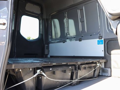 Used 2021 Mercedes-Benz Sprinter 2500 image 17