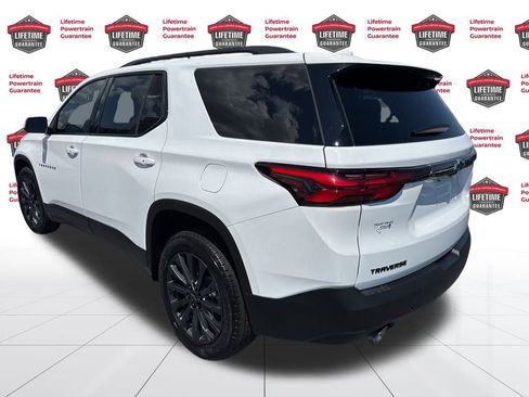 Used 2023 Chevrolet Traverse RS image 7
