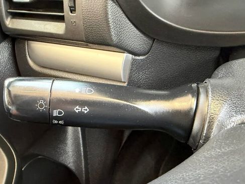 Used 2012 Subaru Impreza 2.0i image 11