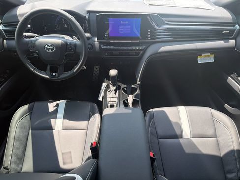 New 2026 Toyota Camry Hybrid FWD image 27