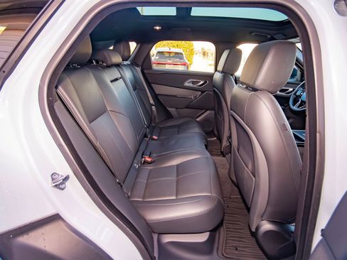 Used 2025 Land Rover Range Rover Velar Dynamic SE image 43