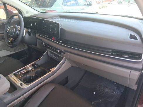 New 2026 Kia Carnival SX FWD image 10