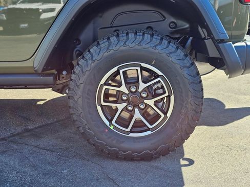 New 2026 Jeep Wrangler Unlimited Rubicon AWD/4WD image 10