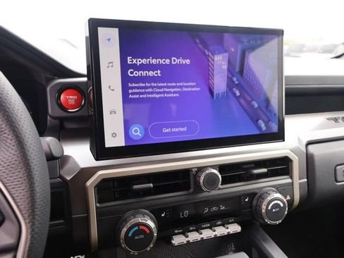 Used 2024 Toyota Tacoma TRD Sport image 15