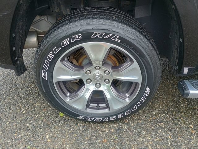 Used 2022 RAM 1500 Laramie AWD/4WD image 14